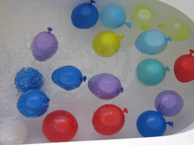 water balloons in bathtub