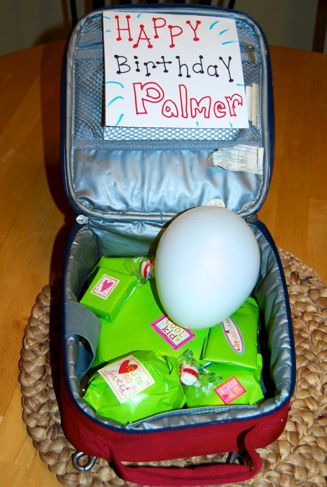 decorate the lunchbox